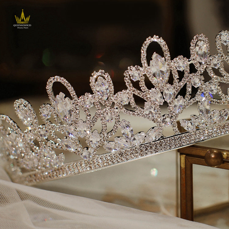 #TQ2038 Crown