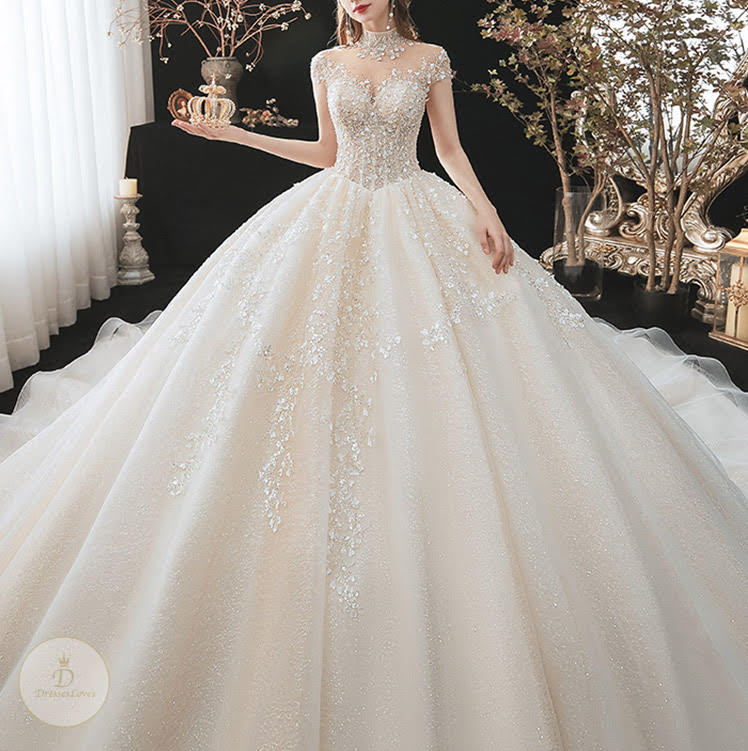 #7459 WEDDING DRESS
