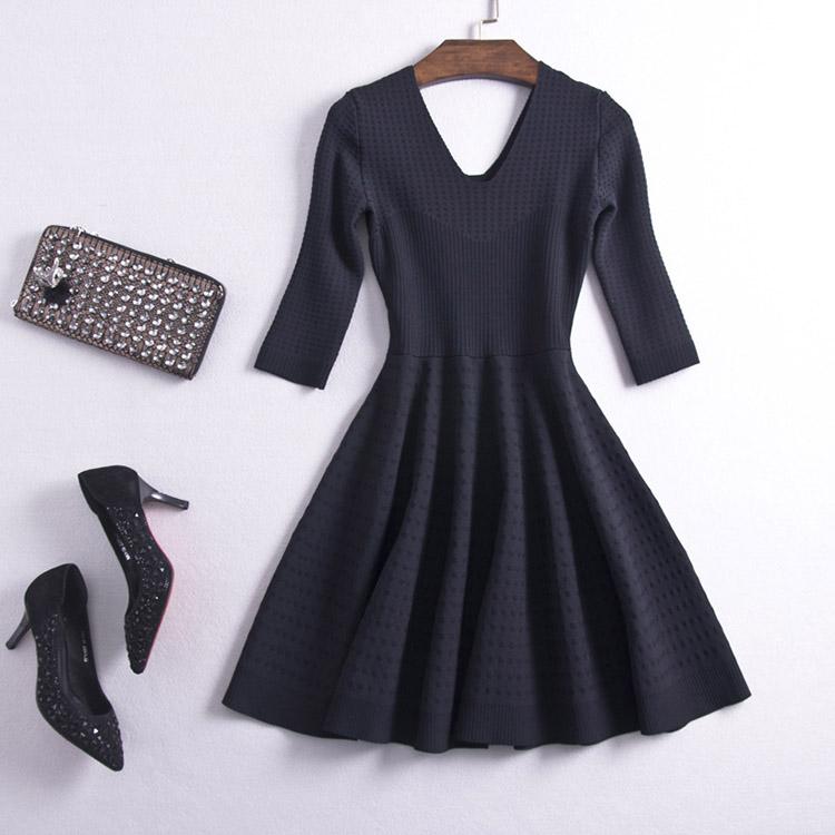 #5113 V-neck Dress