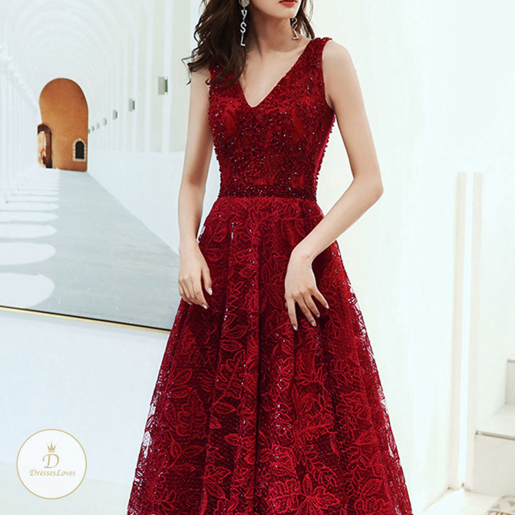 #7574 DEEP V-NECK EVENING DRESS