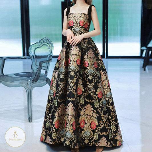 #7619 CLASSICAL STYLE EVENING DRESS