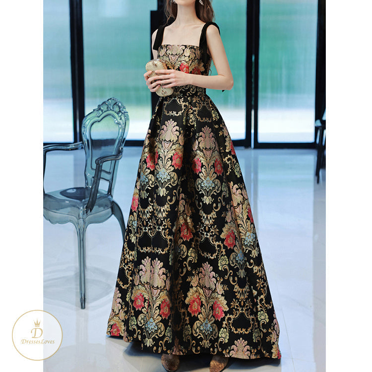 #7619 CLASSICAL STYLE EVENING DRESS