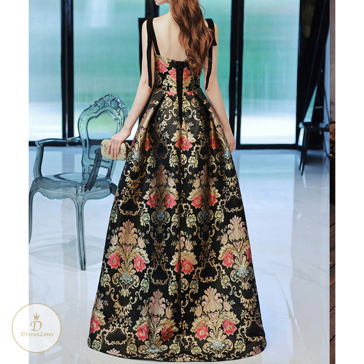 #7619 CLASSICAL STYLE EVENING DRESS