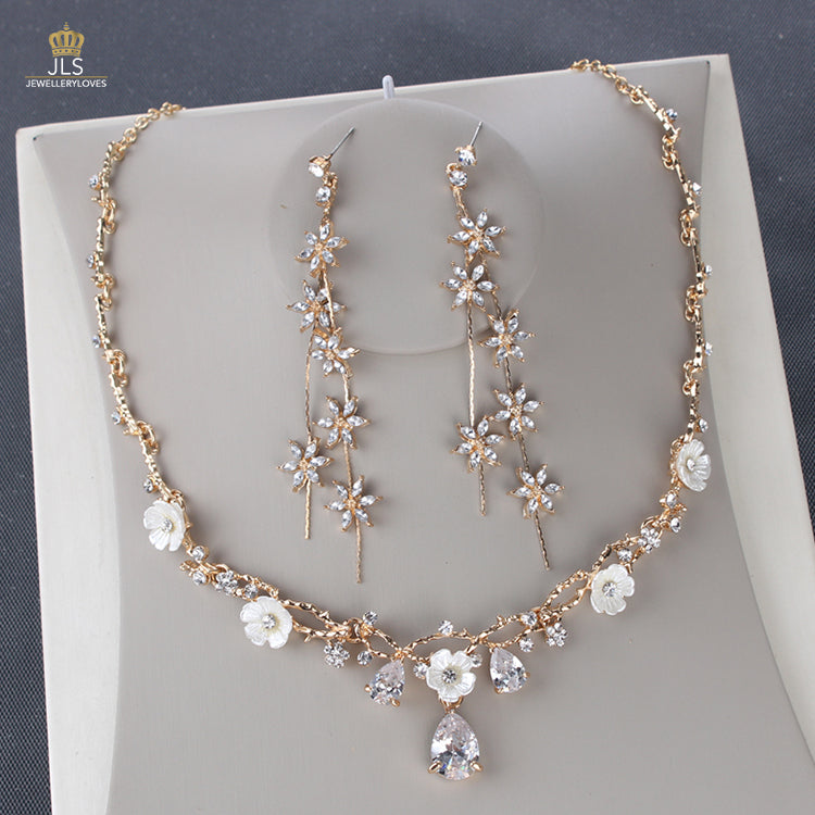 #R33252 Crown + Earrings + Necklace (Three-piece )