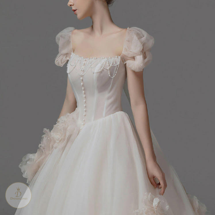 #7458 WEDDING DRESS